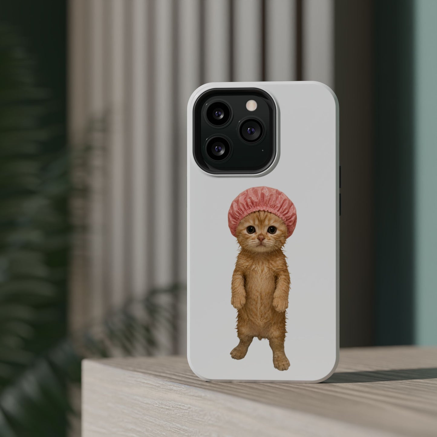Cute Kitten in Shower Cap Magnetic Impact-Resistant Phone Case