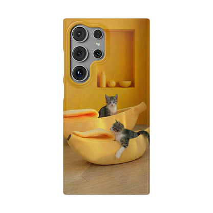 Cat Cozy Phone Case – Cute Kittens in Yellow Living Room Snap Case