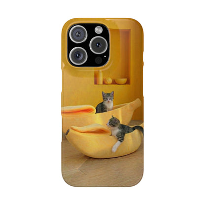 Cat Cozy Phone Case – Cute Kittens in Yellow Living Room Snap Case