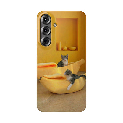 Cat Cozy Phone Case – Cute Kittens in Yellow Living Room Snap Case